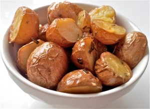Aardappelen met schil uit de oven