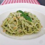Spaghetti met courtgette pesto